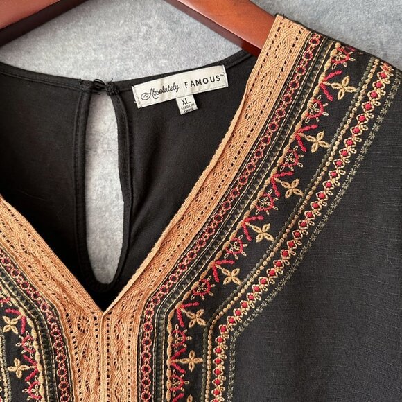 Absolutely Famous Tunic Style Embroidered Blouse, XL - Picture 3 of 4